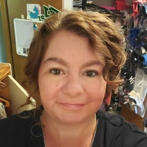 Meet your Posher, Lisa